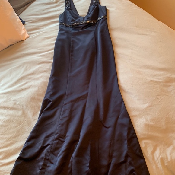 Dress - Picture 1 of 5